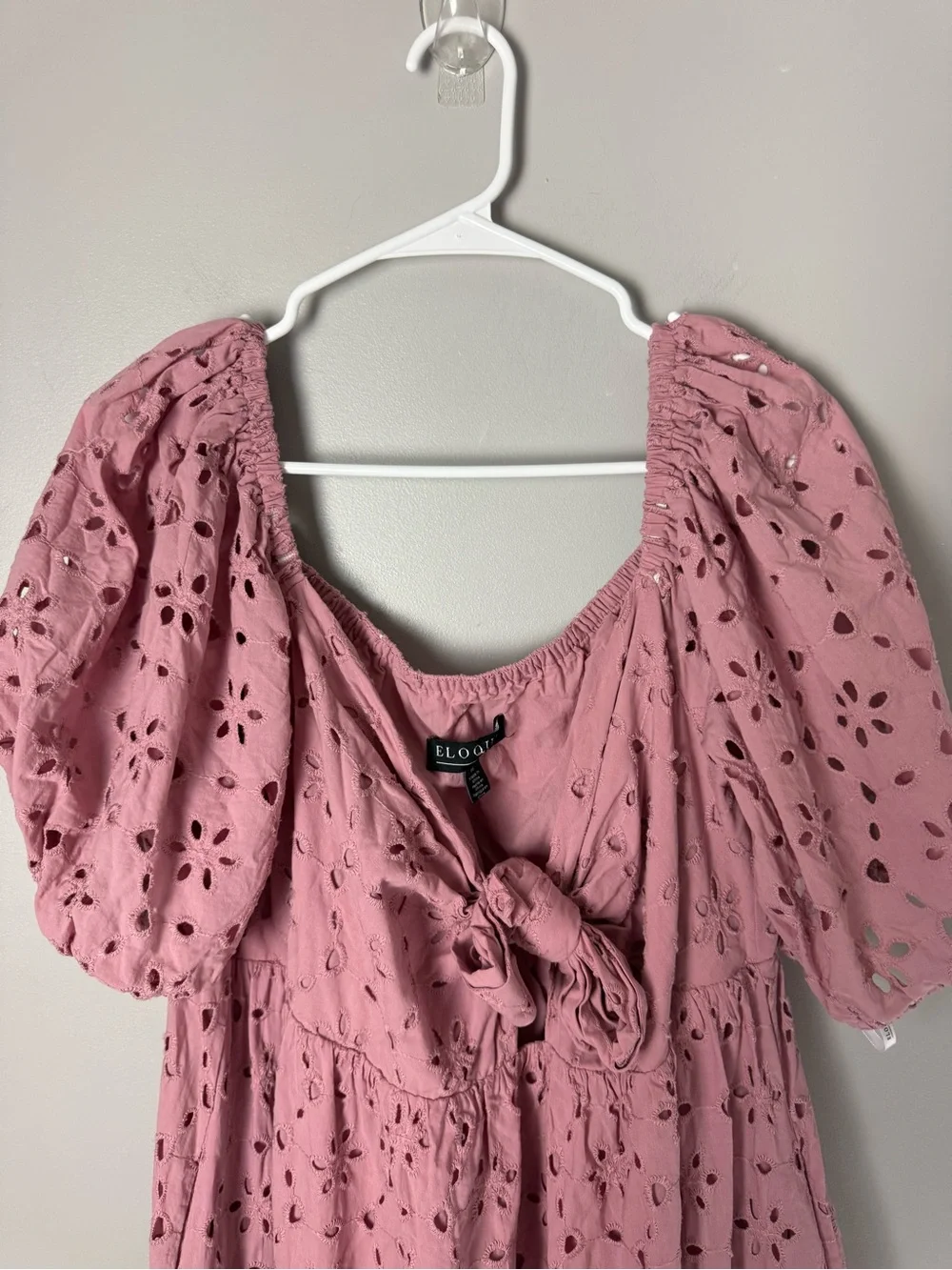 Eloquii Woman’s Eyelet Detain Tie Front Puff Sleeve Maxi Dress SZ 16 Pink Mauve - Picture 4 of 10